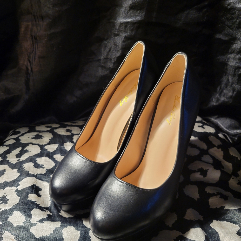 Michael Kors Black Leather Heels